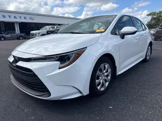Toyota Corolla 2025 LE Sedán de 4 puertas