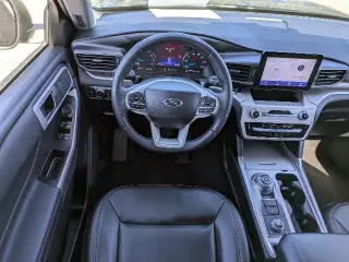 Ford Explorer 2022 AWD XLT SUV de 4 puertas