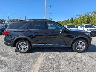 Ford Explorer 2022 AWD XLT SUV de 4 puertas