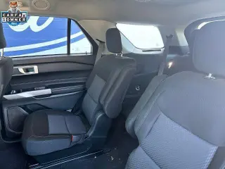 Ford Explorer 2023 XLT SUV de 4 puertas
