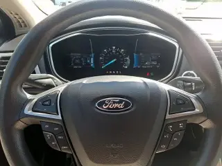 Ford Fusion Híbrido 2017 S Sedán de 4 puertas