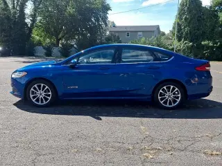 Ford Fusion Híbrido 2017 S Sedán de 4 puertas