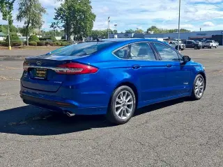 Ford Fusion Híbrido 2017 S Sedán de 4 puertas