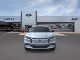 Ford Mustang Mach-E 2026 SUV de 4 puertas Select