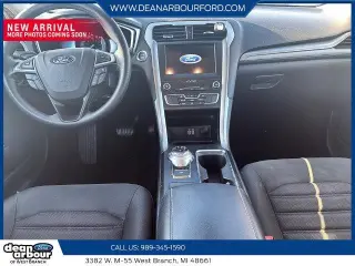 Ford Fusion Híbrido 2019 SE Sedán de 4 puertas