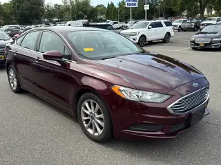 Sedán de 4 puertas Ford Fusion SE 2017