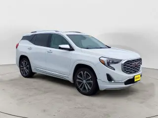 GMC Terrain 2019 4x4 Denali SUV de 4 puertas