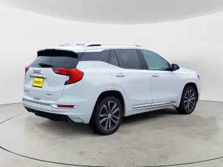 GMC Terrain 2019 4x4 Denali SUV de 4 puertas