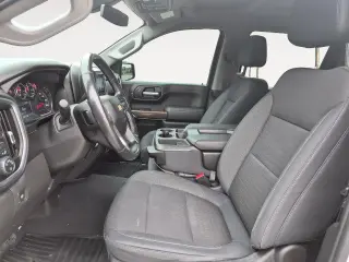 Chevrolet Silverado 1500 2019 4x4 LT 4 puertas Doble Cabina 5.8 pies SB