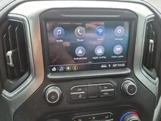 Chevrolet Silverado 1500 2019 4x4 LT 4 puertas Doble Cabina 5.8 pies SB