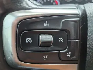Chevrolet Silverado 1500 2019 4x4 LT 4 puertas Doble Cabina 5.8 pies SB