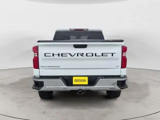 Chevrolet Silverado 1500 2019 4x4 LT 4 puertas Doble Cabina 5.8 pies SB
