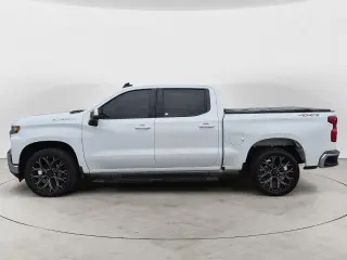 Chevrolet Silverado 1500 2019 4x4 LT 4 puertas Doble Cabina 5.8 pies SB