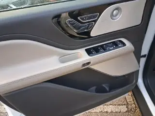 Lincoln Aviator 2023 Reserve SUV de 4 puertas