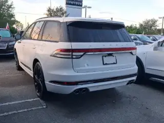 Lincoln Aviator 2023 Reserve SUV de 4 puertas