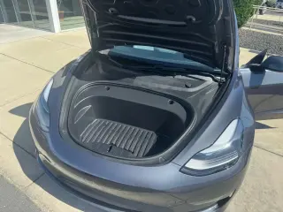Tesla Model 3 2023 Sedán de 4 puertas