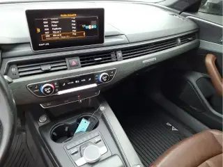 Audi A4 2018 tracción total 2.0T quattro Premium Plus sedán de 4 puertas 7A