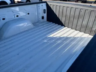 Chevrolet Silverado 1500 2023 4x4 Custom Trail Boss 4 puertas Cabina Tripulante 5.8 pies Caja Corta