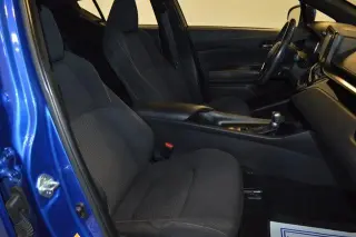 Toyota C-HR 2018 XLE Premium 4 puertas Crossover