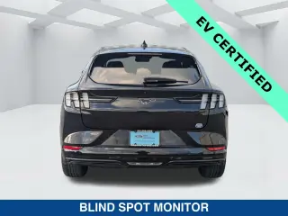 Ford Mustang Mach-E 2023 Premium SUV de 4 puertas