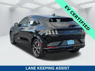 Ford Mustang Mach-E 2023 Premium SUV de 4 puertas