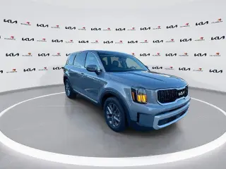 Kia Telluride 2024 LX SUV de 4 puertas