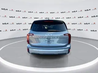 Kia Telluride 2024 LX SUV de 4 puertas