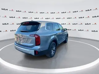 Kia Telluride 2024 LX SUV de 4 puertas