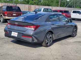 Hyundai ELANTRA 2025 SEL Sport 4dr Sedan