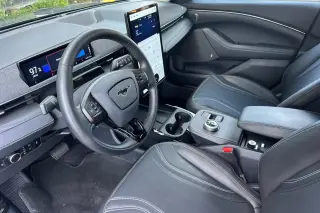 Ford Mustang Mach-E 2023 Premium SUV de 4 puertas