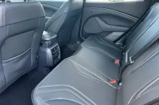 Ford Mustang Mach-E 2023 Premium SUV de 4 puertas