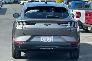 Ford Mustang Mach-E 2023 Premium SUV de 4 puertas