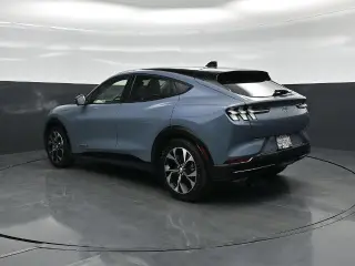 Ford Mustang Mach-E 2023 Premium SUV de 4 puertas