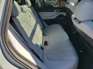 BMW X5 2024 sDrive40i Vehículo de Actividad Deportiva de 4 puertas