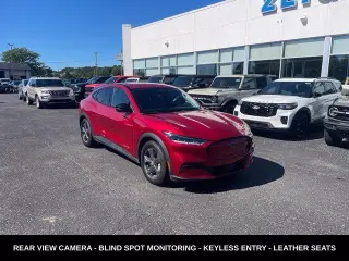 Ford Mustang Mach-E 2023 SUV de 4 puertas AWD Select