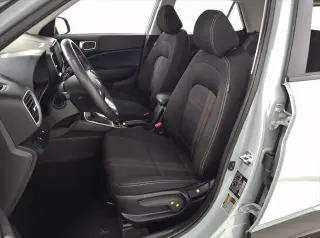 Hyundai VENUE 2025 SEL Crossover de 4 puertas