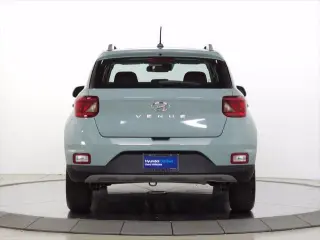Hyundai VENUE 2025 SEL Crossover de 4 puertas
