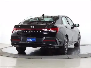 Hyundai ELANTRA 2024 Limited Sedán de 4 puertas