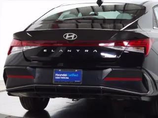 Hyundai ELANTRA 2024 Limited Sedán de 4 puertas