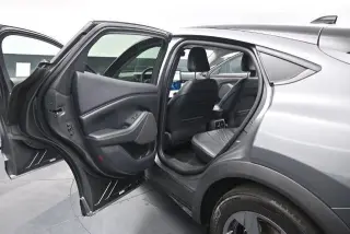 Ford Mustang Mach-E 2023 Select SUV de 4 puertas