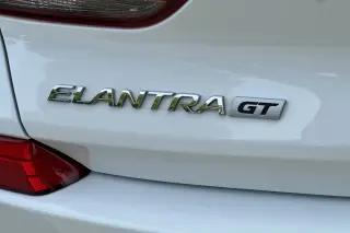 Hyundai ELANTRA GT 2020 4 puertas Hatchback