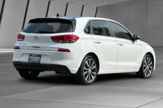 Hyundai ELANTRA GT 2020 4 puertas Hatchback