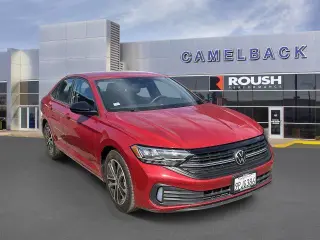 Volkswagen Jetta 2024 Sport sedán de 4 puertas 8A