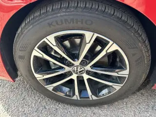Volkswagen Jetta 2024 Sport sedán de 4 puertas 8A