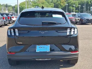 Ford Mustang Mach-E 2024 Select 4dr SUV