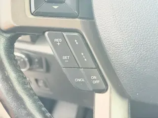 Ford Expedition 2019 4x2 XLT SUV de 4 puertas
