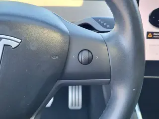 Tesla Model 3 2018 AWD Performance 4dr Fastback