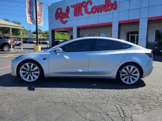 Tesla Model 3 2018 AWD Performance 4dr Fastback