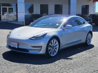 Tesla Model 3 2018 AWD Performance 4dr Fastback
