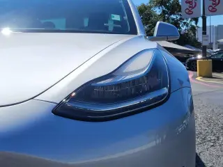 Tesla Model 3 2018 AWD Performance 4dr Fastback
